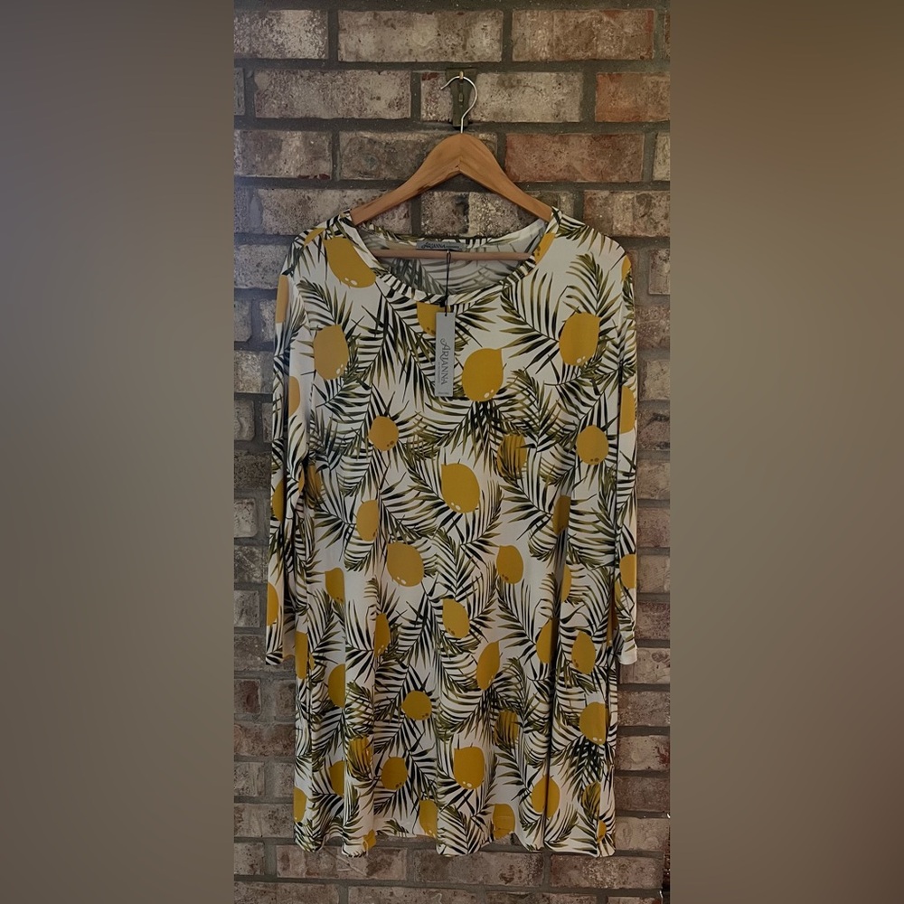 NWT Arianna by Howard’s Lemon Dress—size L/XL.